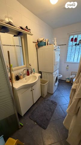 דירת גן, נחום סוקולוב 32, צפון מזרח מרכז העיר, נתניה