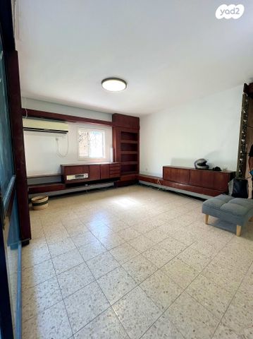 דירה, הרב לוי יצחק, הצפון הישן - צפון, תל אביב יפו