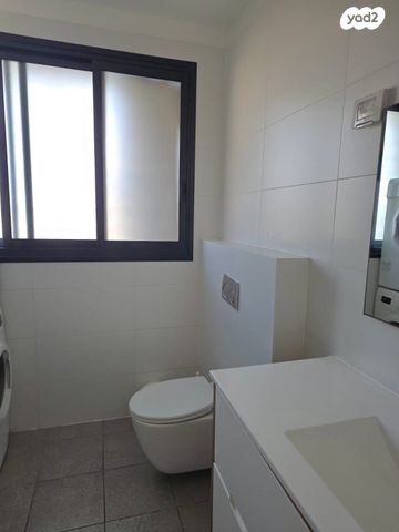 דירה, אליהו גולומב, הדר, רמת השרון