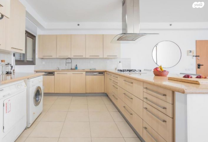 דירה, שדרות ניצה 26, צפון מערב מרכז העיר, נתניה