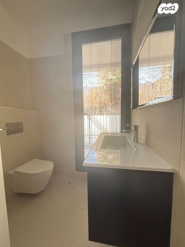 דירת גן, משמר הירדן, שיכון דן, נווה דן, תל אביב יפו