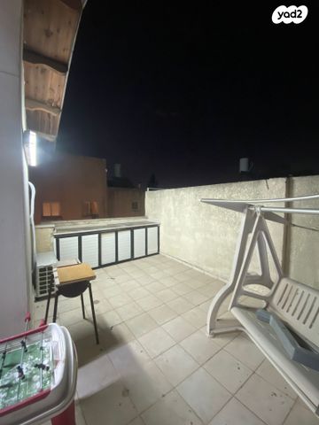 דירה, בנימין זאב באכר 20, תל חיים, תל אביב יפו