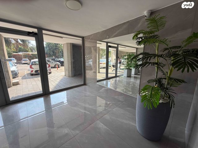 דירה, דרך ההגנה, נווה ברבור, כפר שלם מערב, תל אביב יפו