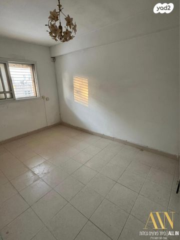 דירה, גיורא יוספטל, דימונה