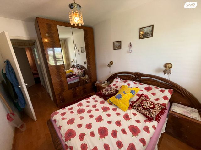 דירה, בר כוכבא, אליהו הנביא, ירוחם