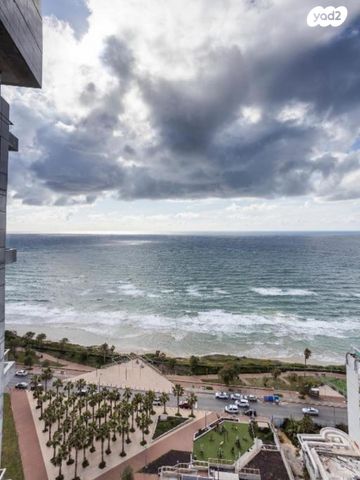 דירה, שדרות ניצה 26, צפון מערב מרכז העיר, נתניה