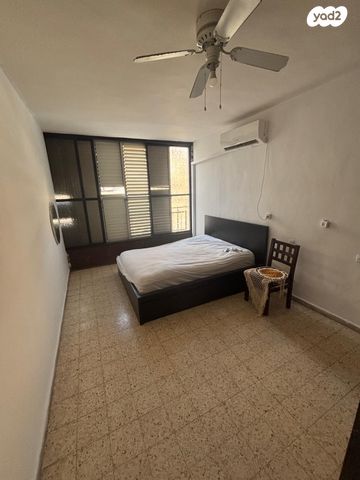 דירה, תרע"ד 23, שכונת הראשונים, רמת גן