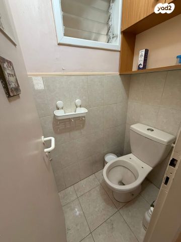 דירה, דרך ההגנה, נווה ברבור, כפר שלם מערב, תל אביב יפו