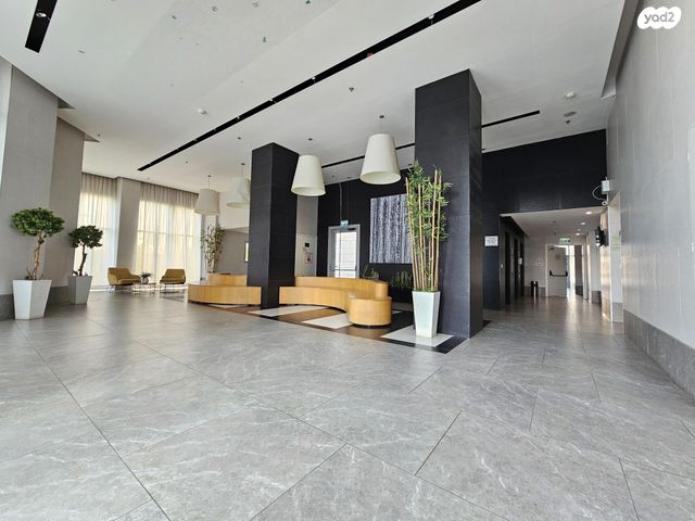 דירה, ראובן ברקת 25, קרית אילון, חולון