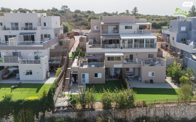 דופלקס, הדקל, נופים