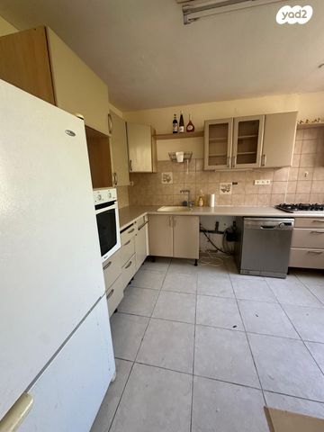 דירה, אצ"ל, טירת כרמל