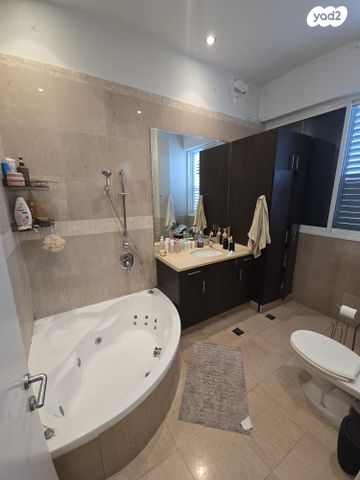 דירה, הנוטרים, אגרובנק, חולון