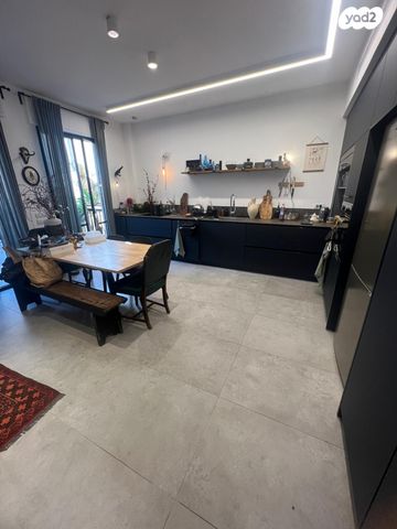 דירה, עג'מי, גבעת העליה, תל אביב יפו