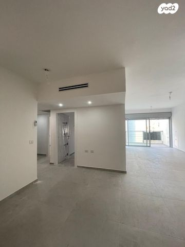 דירה, שער ציון, קרית שרת מערב, חולון