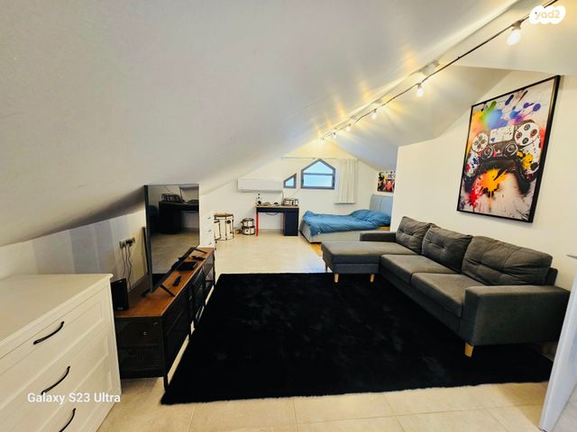 בית פרטי/ קוטג', חיים הרצוג, גדרה הצעירה, גדרה