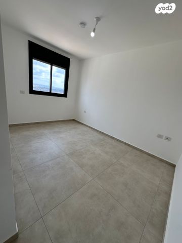 דירה, יער ברעם 8, נופי בן שמן, לוד