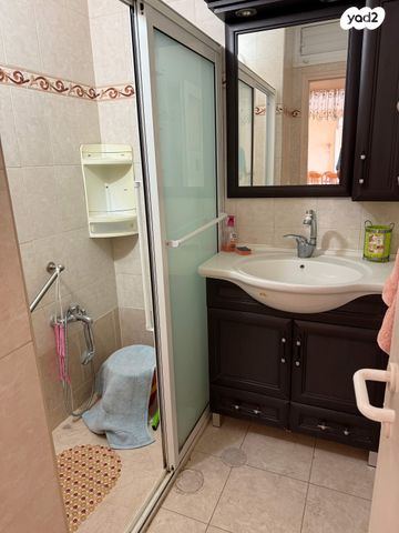 דירה, דרך ההגנה, נווה ברבור, כפר שלם מערב, תל אביב יפו