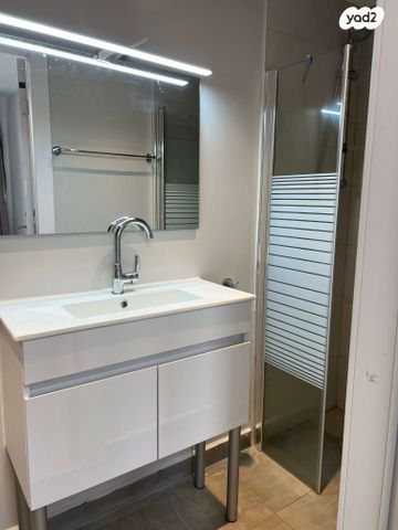 דירה, שמעון הצדיק 6, צפון יפו, המושבה האמריקאית-גרמנית, תל אביב יפו