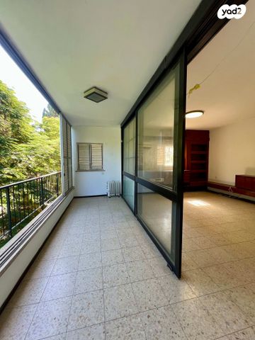 הרב לוי יצחק 