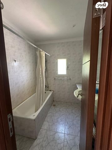 דירה, אצ"ל, טירת כרמל