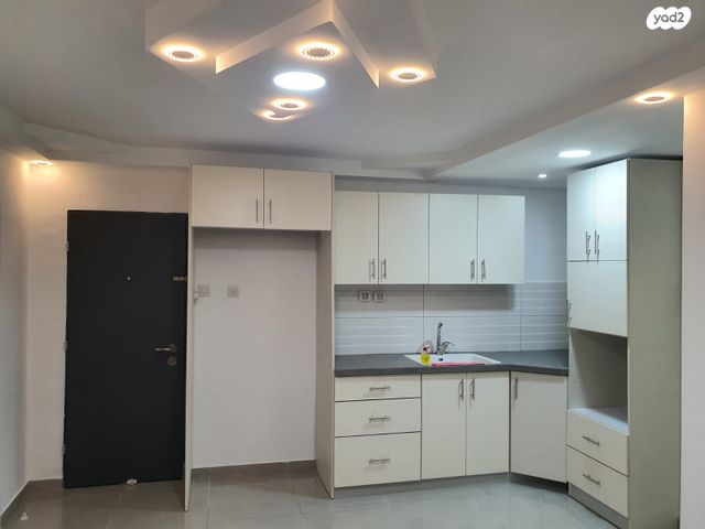 דירה, העצמאות, עכו