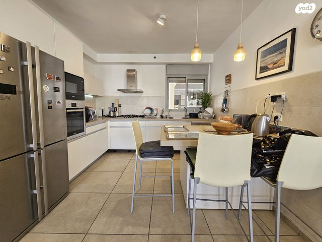 דירה, ראובן ברקת 25, קרית אילון, חולון