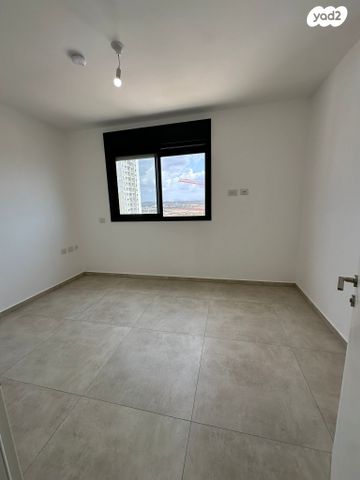 דירה, יער ברעם 8, נופי בן שמן, לוד