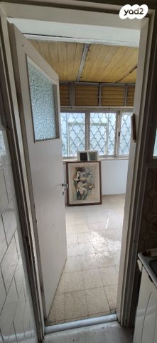 דירה, מצולות ים, חברת חשמל, גבעתיים