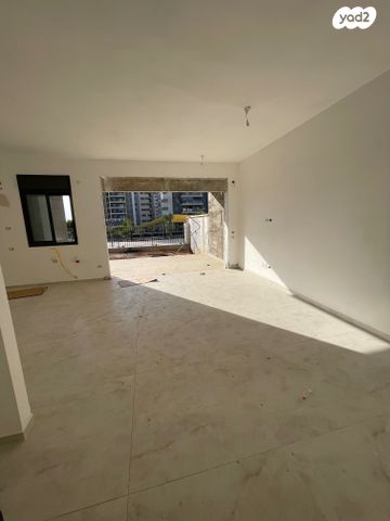 דירת גן, קרית גת