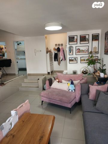 דירה, חיל הצנחנים, נווה חוף, ראשון לציון