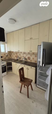 דירה, מצולות ים, חברת חשמל, גבעתיים