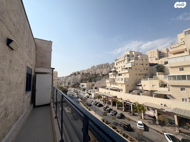 גג/ פנטהאוז, אליהו קורן, חומת שמואל, הר חומה, ירושלים