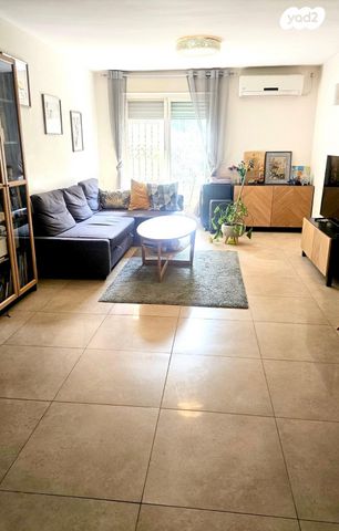 דירה, בר כוכבא, הגבעה הצרפתית, גבעת שפירא, ירושלים