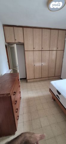 דירה, מצולות ים, חברת חשמל, גבעתיים