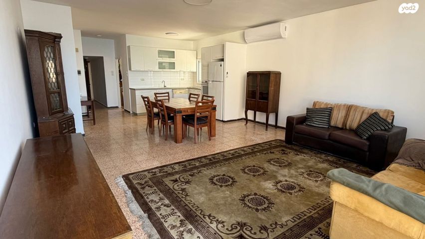 דירה, שדרות ז'בוטינסקי 25, מרכז העיר דרום, נתניה