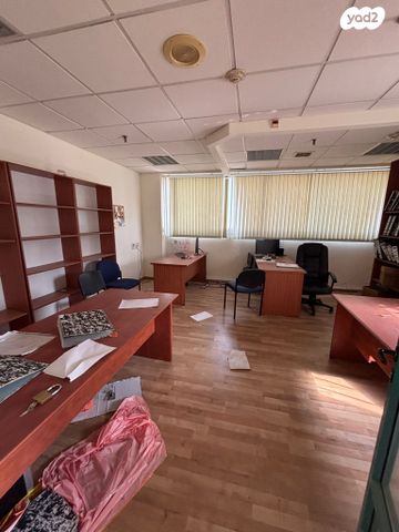 משרדים, יוחנן הסנדלר 13, צ'ק פוסט, מכון טיהור, מפרץ חיפה, חיפה