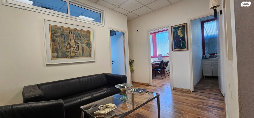 משרדים, סוקולוב, הדר, רמת השרון