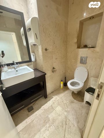 מבני תעשיה, שוקן, גבעת הרצל, אזור המלאכה יפו, תל אביב יפו