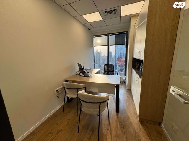 משרדים, דרך זאב ז'בוטינסקי, אזור תעשיה צפון, בני ברק