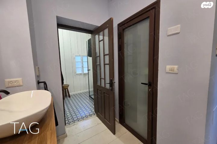 משרדים, אלוף אלברט מנדלר אברהם, תל אביב יפו