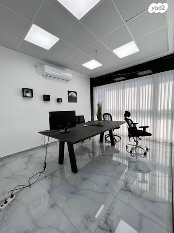 משרדים, הנס מולר, אזור תעשיה קרית ביאליק, אזור תעשיה צור שלום, קרית ביאליק