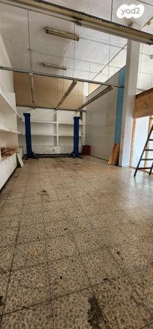 אזור תעשיה א