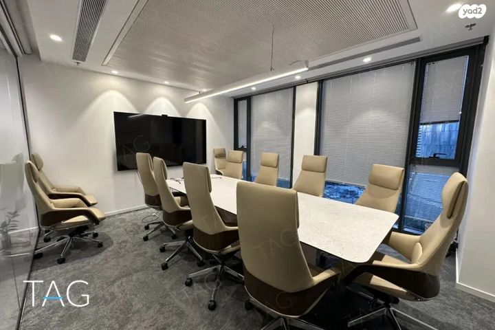 משרדים, אריאל שרון 4, גבעתיים