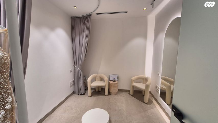 משרדים, הכישור, אזור תעשיה ג, חולון