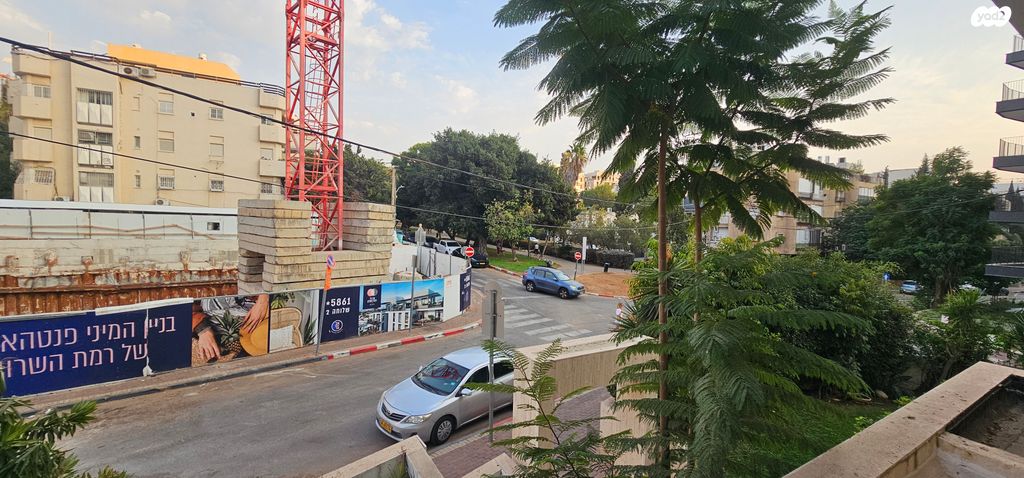 משרדים, סוקולוב, הדר, רמת השרון