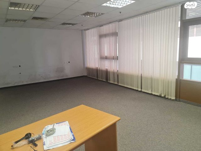 חנויות/ שטח מסחרי, עם ועולמו, אזור תעשיה גבעת שאול, ירושלים