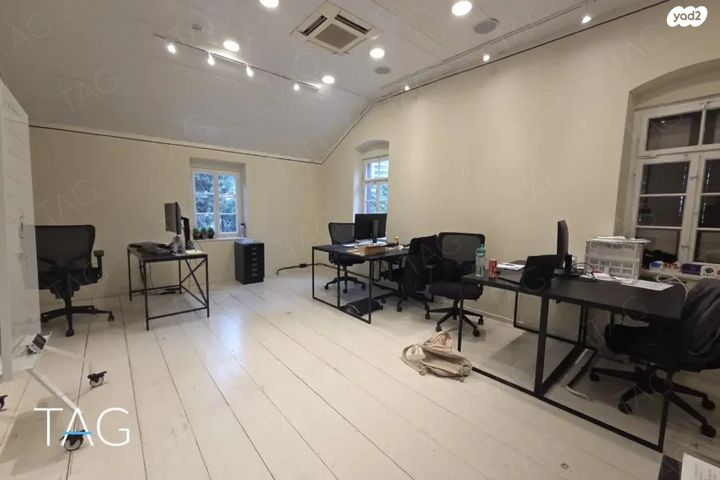 משרדים, אלוף אלברט מנדלר אברהם, תל אביב יפו