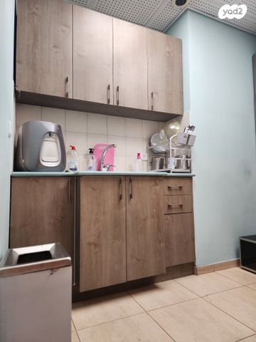 משרדים, תרמ"ב 9, רמב"ם, ראשון לציון