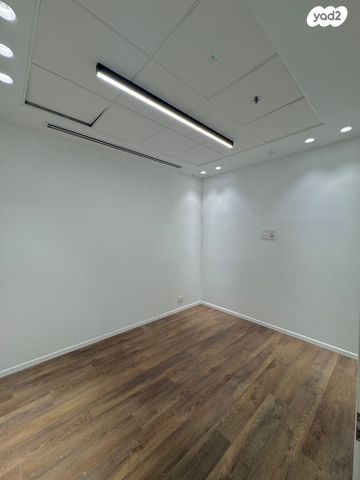 משרדים, דרך יצחק רבין 1, סטארטסיב / רמת סיב, פתח תקווה