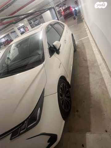 מודעת רכב טויוטה קורולה